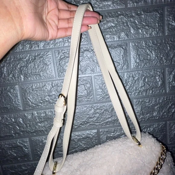 sherpa crossbody/ shoulder bag - Picture 4 of 12